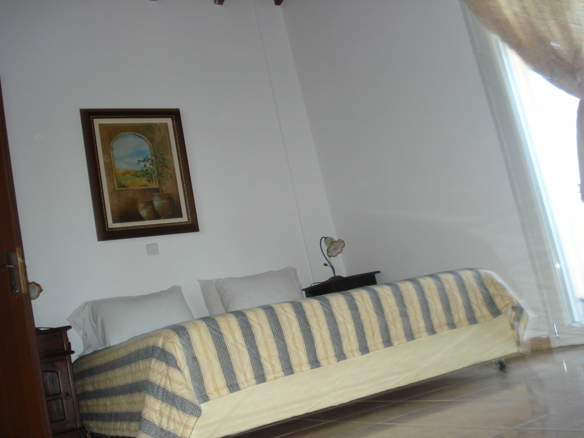 Sofia Studios Benitses  Luaran gambar